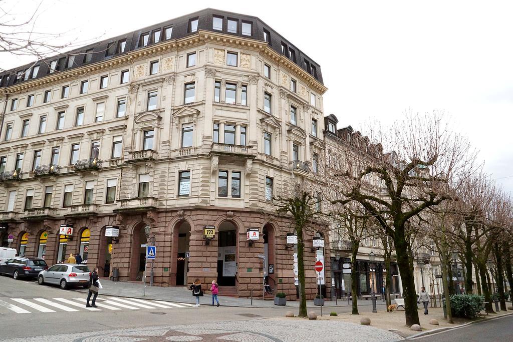 Im Kaiserhof *